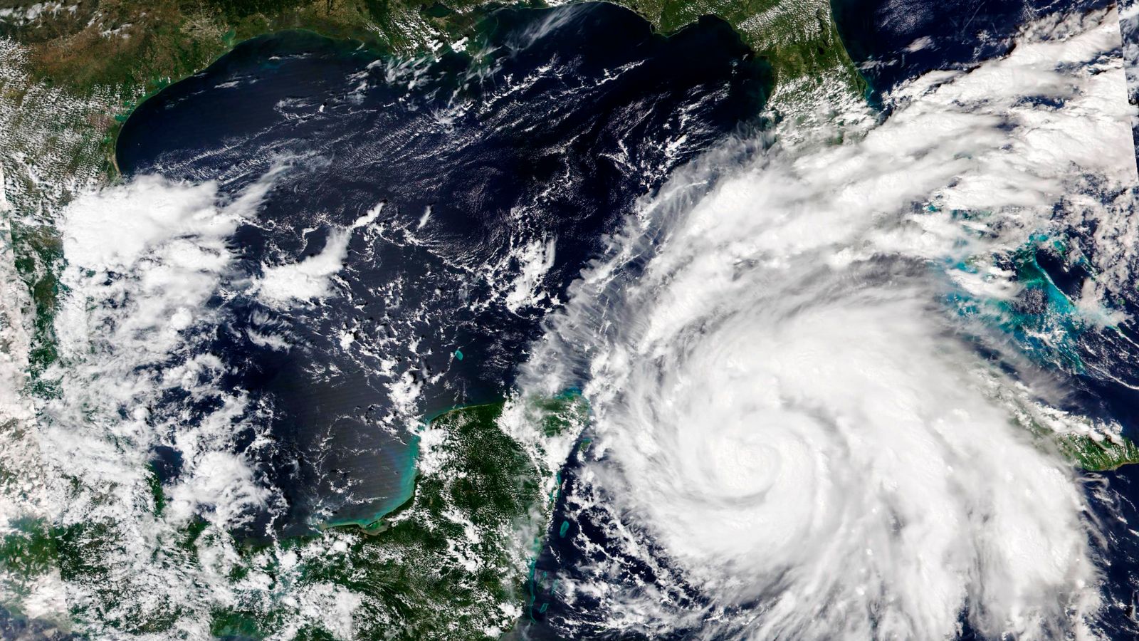 الولايات المتحدة تعلن تقديم مساعدات للمتضررين من إعصار إيان في كوبا
