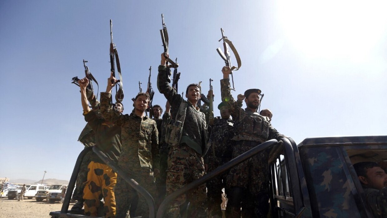 اليمن يرحب بدعوة المملكة لتصنيف المليشيات الحوثية جماعة إرهابية دولية