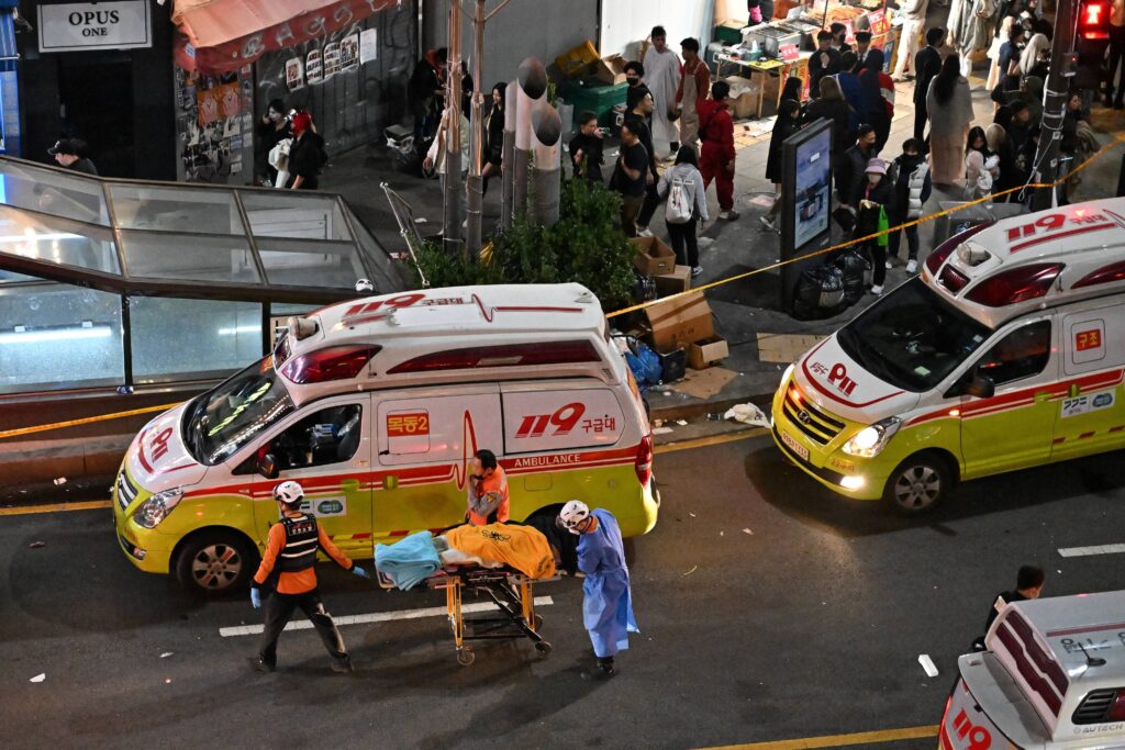 حادث التدافع في كوريا الجنوبية يودي بحياة 151 شخصا وإصابة 82 آخرين