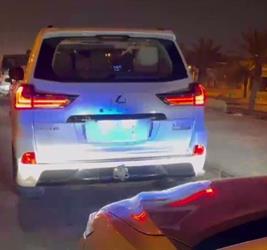 “المرور” يُكثف حملاته بطرق الرياض ويضبط عدداً من المخالفات (فيديو)