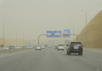 “الأرصاد” تحذر من ضباب يغطي أجزاءً واسعة من الرياض حتى التاسعة صباحاً