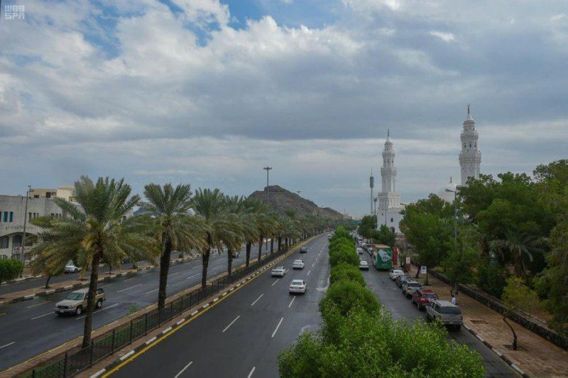 أتربة مُثارة وأمطار رعدية على عدد من محافظات منطقة مكة المكرمة