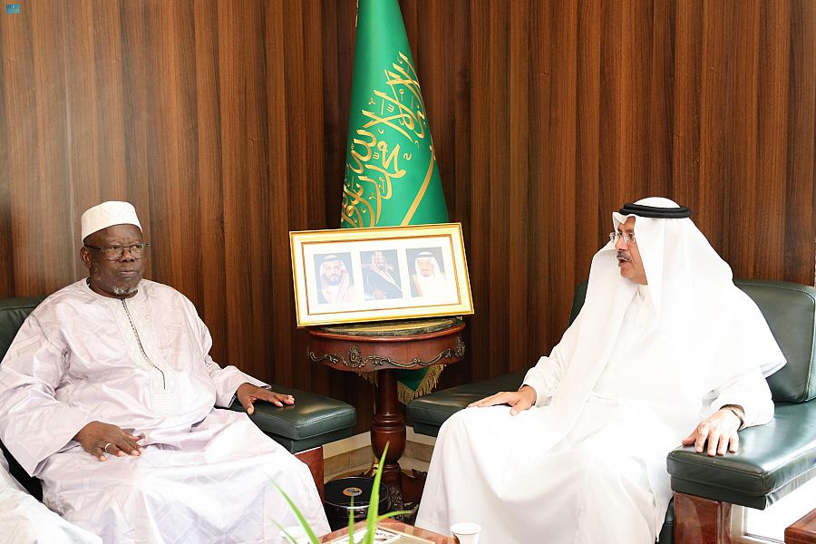 سفير المملكة لدى كوت ديفوار يستقبل رئيس مجموعة البيان للإذاعة والتلفزيون الإسلامي