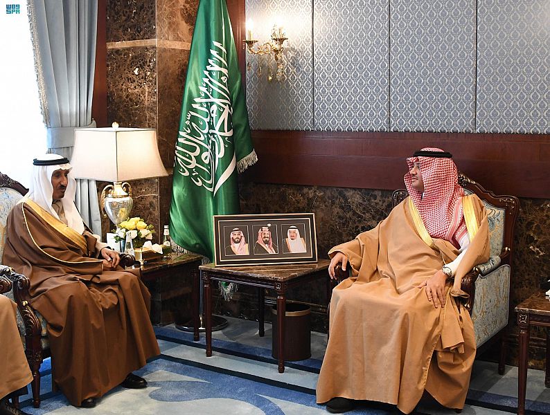 محافظ الأحساء يستقبل الأمين العام لدارة الملك عبدالعزيز