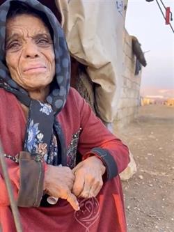 وسط البرد القارس.. لاجئة سورية تروي مأساتها: لا أريد إلا طعاماً