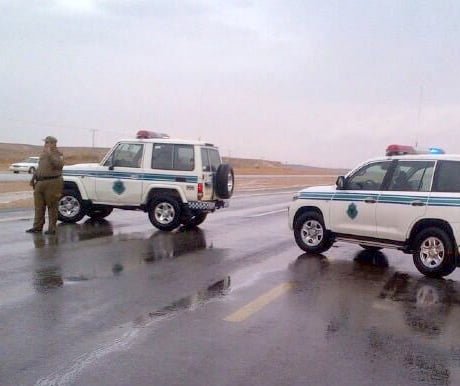 “أمن الطرق” يحذر قائدي المركبات من أمطار رعدية ورياح نشطة بالرياض