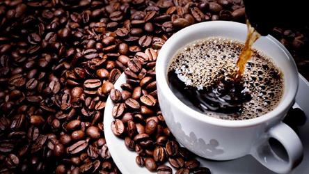 “الصحة”: 6 أعراض حال تجاوز شرب 4 أكواب قهوة يوميًا
