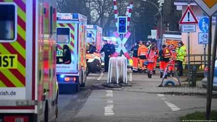 مقتل شخصين وإصابة آخرين بسكين على متن قطار بألمانيا