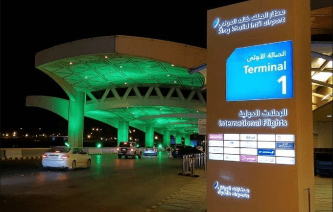 رئيس “الطيران المدني”: تحديث الصالتين (1- 2) بمطار الرياض قريباً