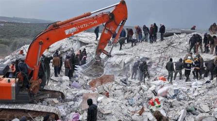 6 قتلى ومئات المصابين بتركيا وسوريا جراء الزلزال الذي وقع أمس