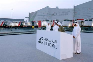 تربط 4 موانئ.. الإمارات تطلق شبكة السكك الحديدية الوطنية