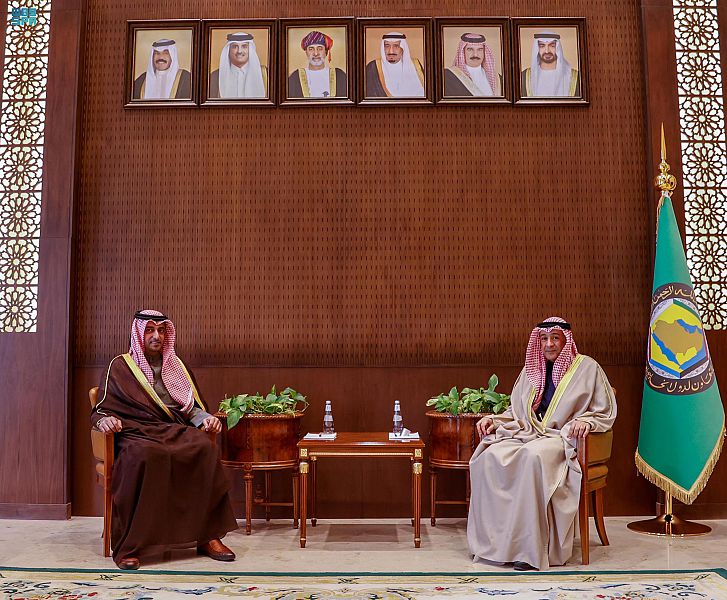 أمين مجلس التعاون يستقبل سفير قطر لدى المملكة