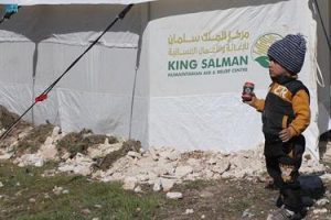 "إغاثي الملك سلمان" يُعين متضرري زلزال حلب بـ"12 طناً" من الغذاء