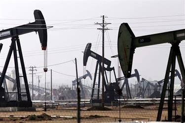 النفط يرتفع دولارين مع وقف صادرات “كردستان”العراق وتفاؤل القطاع المصرفي