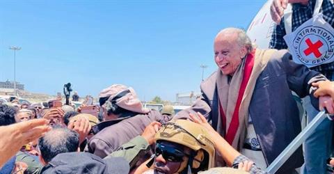 وزير الإعلام اليمني: إطلاق سراح اللواء ناصر هادي ووصوله إلى الرياض