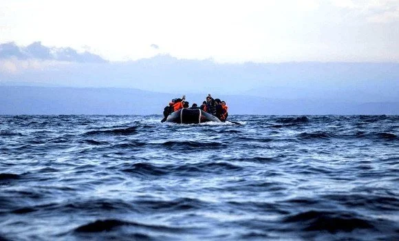 حرس السواحل البحرية التونسي ينقذ 4 مهاجرين غير شرعيين