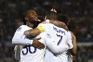 باريس سان جيرمان يحرز لقب الدوري الفرنسي للمرة الـ 11