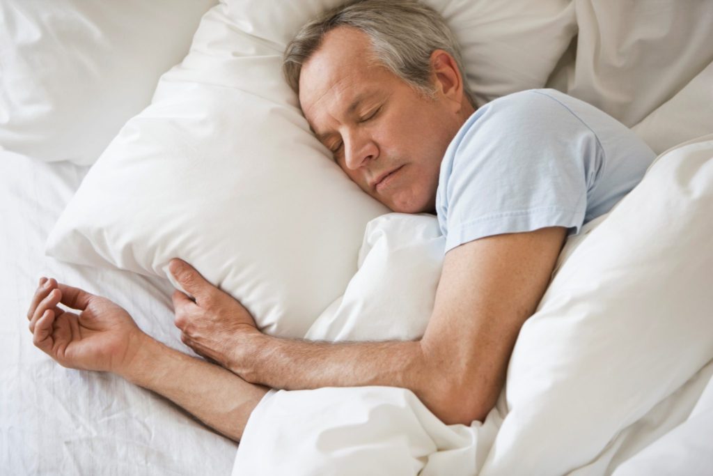 دراسة: النوم العميق يقاوم فقدان الذاكرة لدى مرضى ألزهايمر