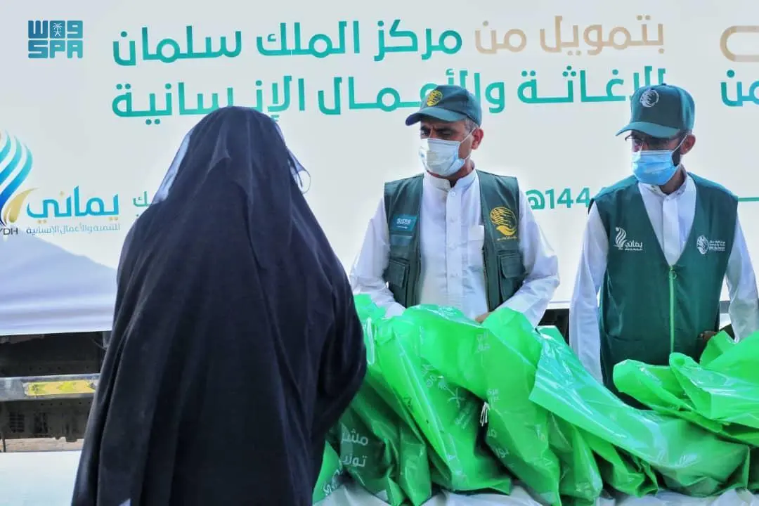 مركز الملك سلمان للإغاثة يوزع 200 أضحية في محافظة مأرب
