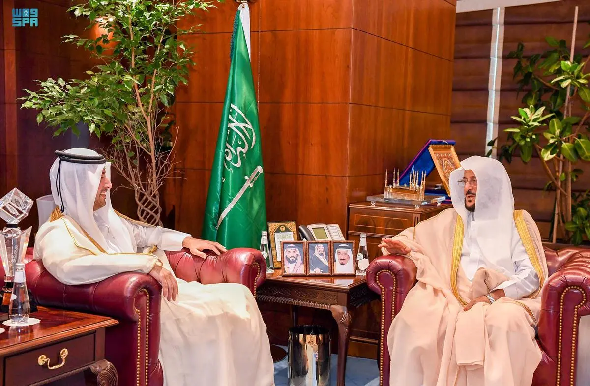 وزير الشؤون الإسلامية يستقبل سفير قطر لدى المملكة