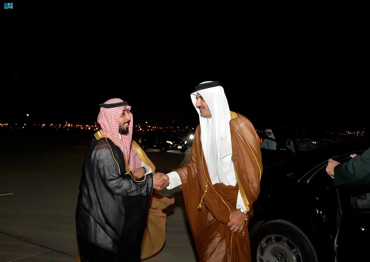 أمير دولة قطر يغادر جدة