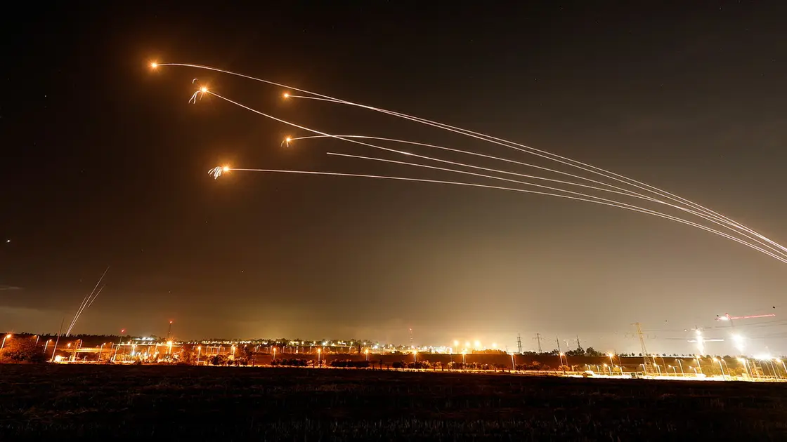 إطلاق صواريخ من غزة.. والقبة الحديدية تعترض عدد منها