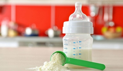 حظر استخدام الزيوت بحليب الرضع والسماح بـ 4 نكهات