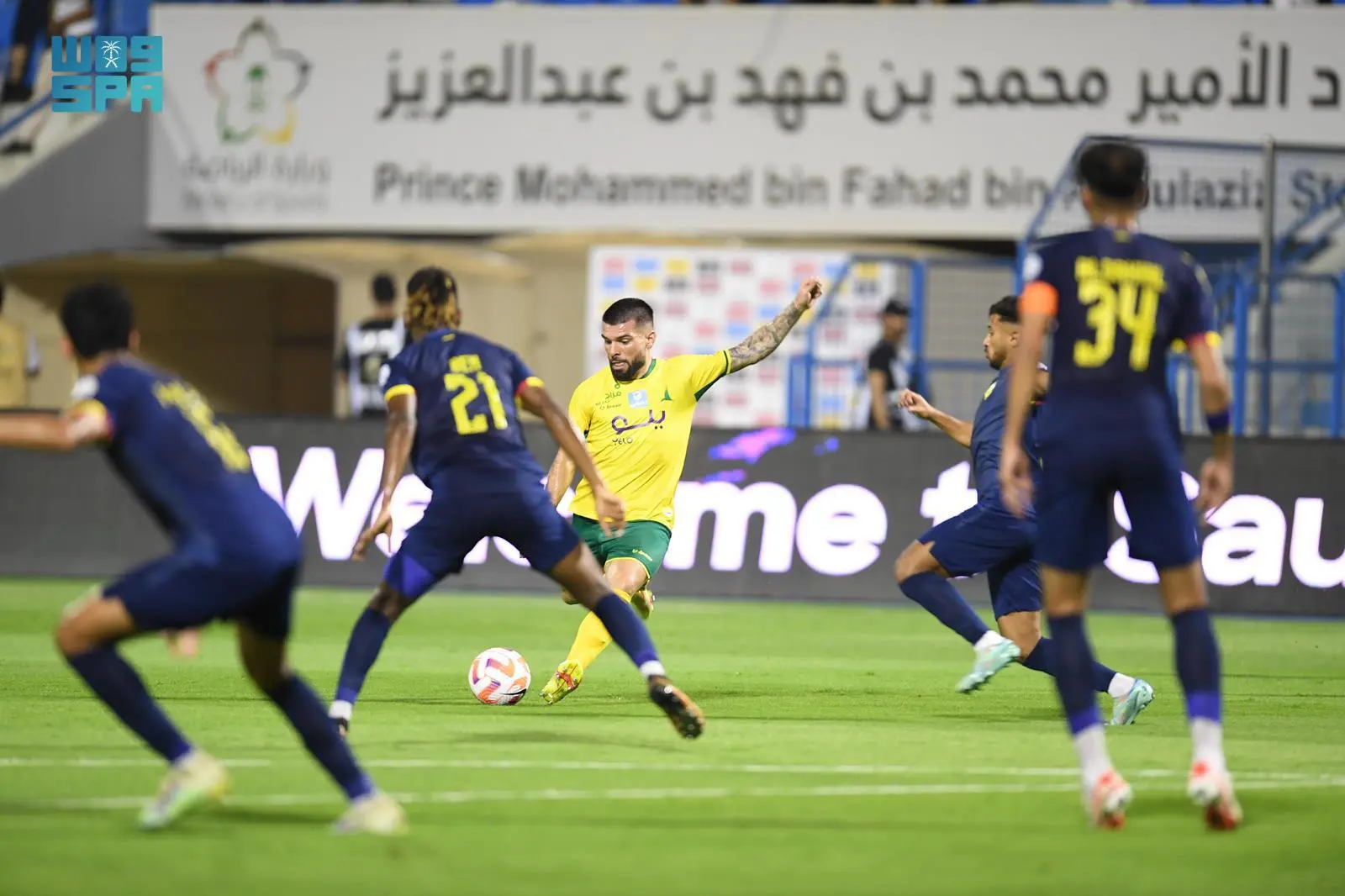 التعادل الإيجابي ينهي مواجهة الخليج والحزم ضمن الجولة الرابعة من دوري المحترفين السعودي