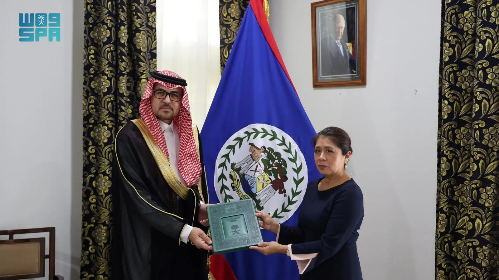 السفير المالكي يقدِّم أوراقَ اعتماده سفيرًا غيرَ مقيمٍ لدى بليز