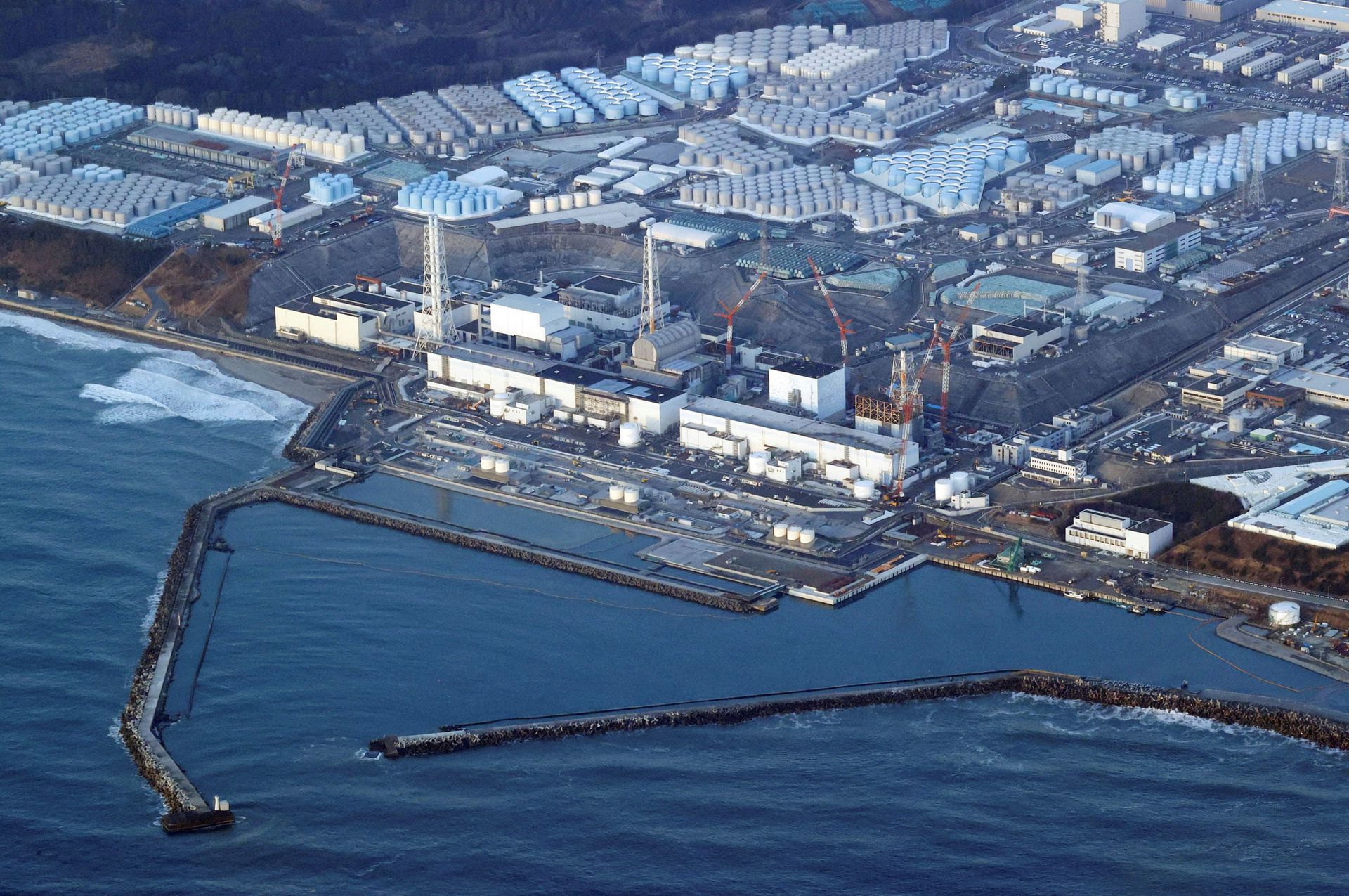 اليابان: تحضيرات أخيرة لتصريف مياه “فوكوشيما” النووية