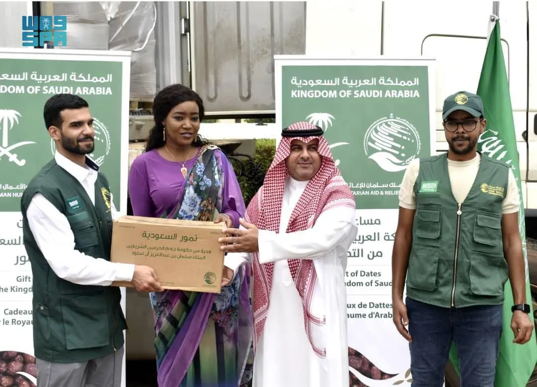 مركز الملك سلمان للإغاثة يسلّم 110 أطنان من التمور هدية المملكة لجمهورية تشاد