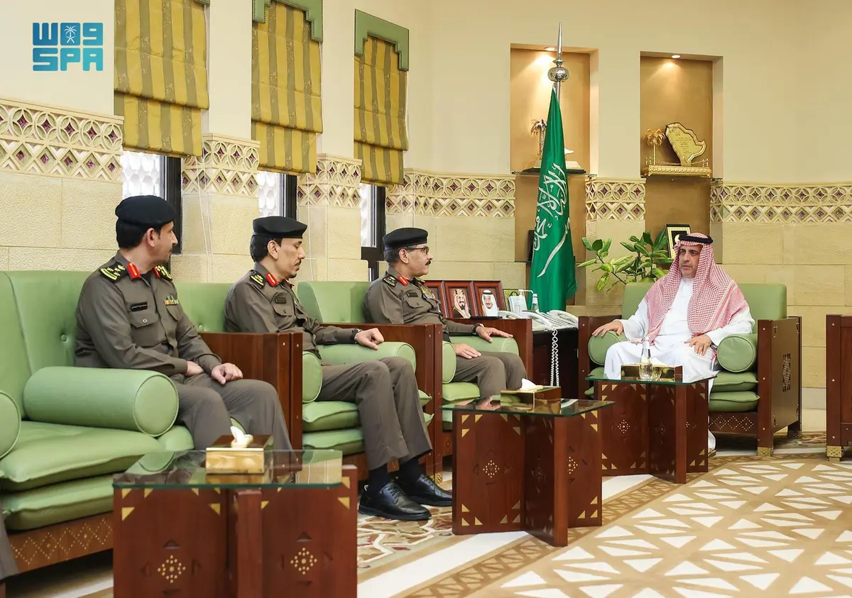 وكيل إمارة الرياض يستقبل مدير شرطة المنطقة