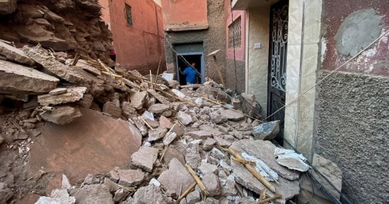 حصيلة ضحايا الزلزال في المغرب ترتفع إلى 2681 قتيلا