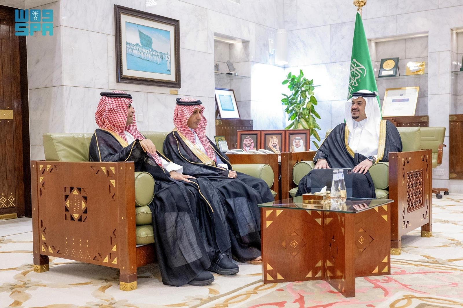 نائب أمير الرياض يستقبل رئيس مجلس إدارة نادي الصم بالمنطقة