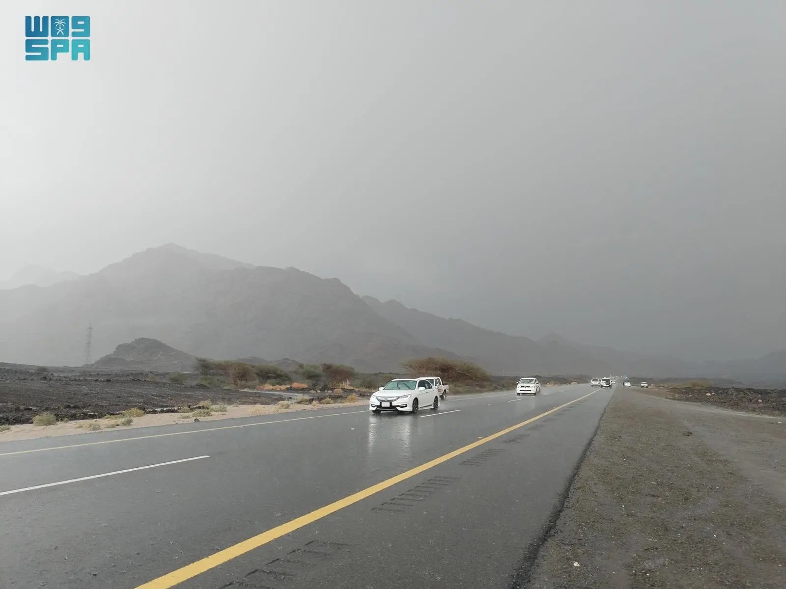 أمطار على مراكز محافظة أملج
