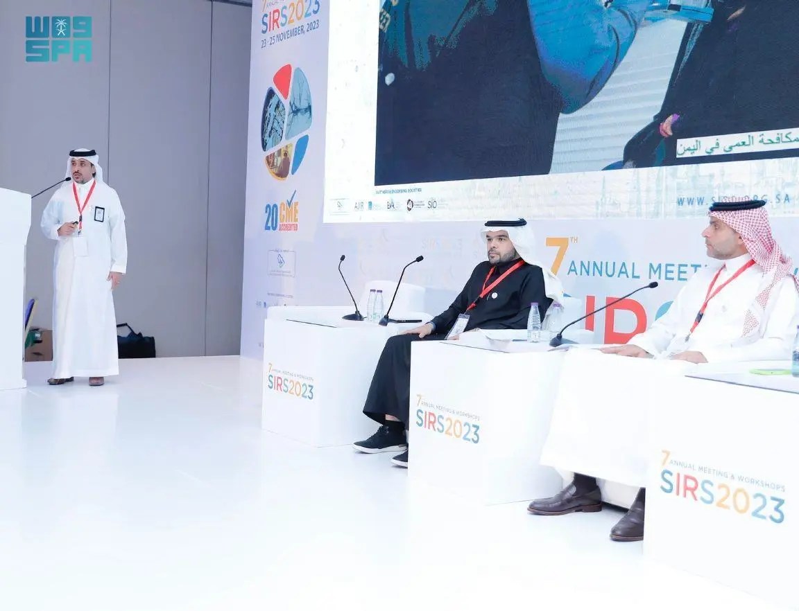 مركز الملك سلمان للإغاثة يبرز أعماله الإنسانية في المؤتمر السابع للجمعية السعودية للأشعة التداخلية بالرياض