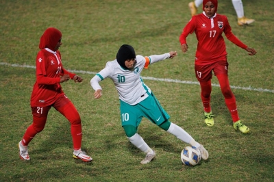 "البنداري" تقود أخضر السيدات أمام سوريا