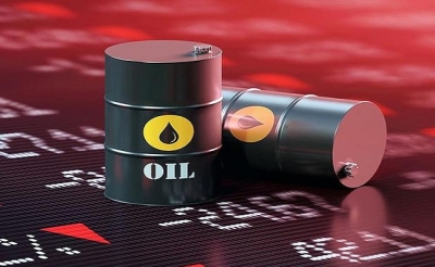 "النفط" يستهل العام الجديد بارتفاع 1 %