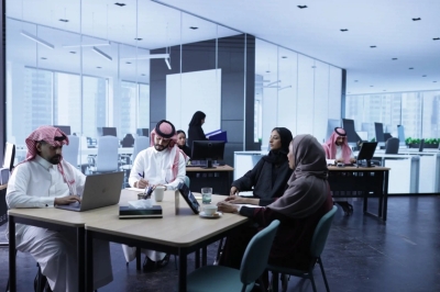 تعديل "عطل الأعياد" لا يشمل جميع الموظفين