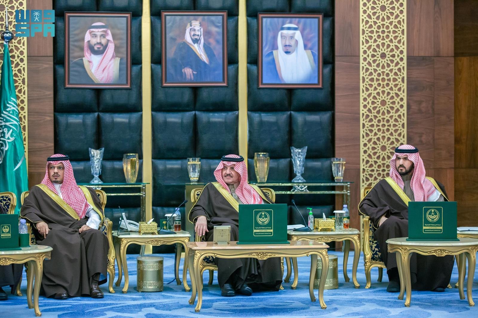 أمير الشرقية يستقبل مديري الجهات الحكومية ومدير ومنسوبي المركز الوطني للأرصاد بالمنطقة