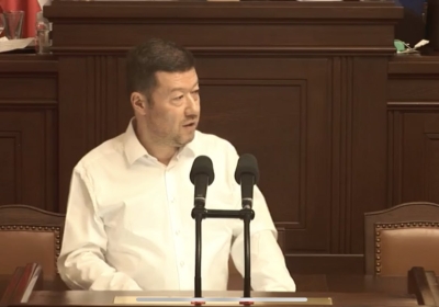 برلماني ياباني يلقي خطاباً لـ11 ساعة "متواصلة"