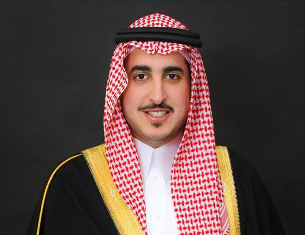 أمير منطقة الجوف يعزي أسرة السلامة