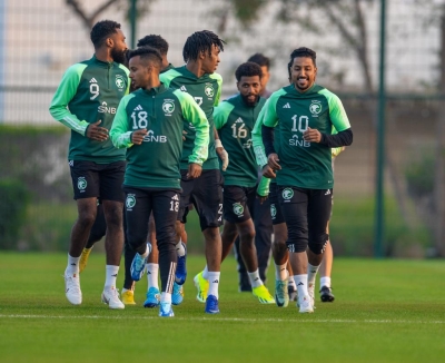 تاريخ مواجهات "الأخضر وعمان"