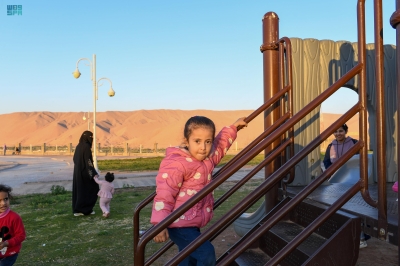 متنزهات وشواطئ "حقل" مُتنفس الأهالي