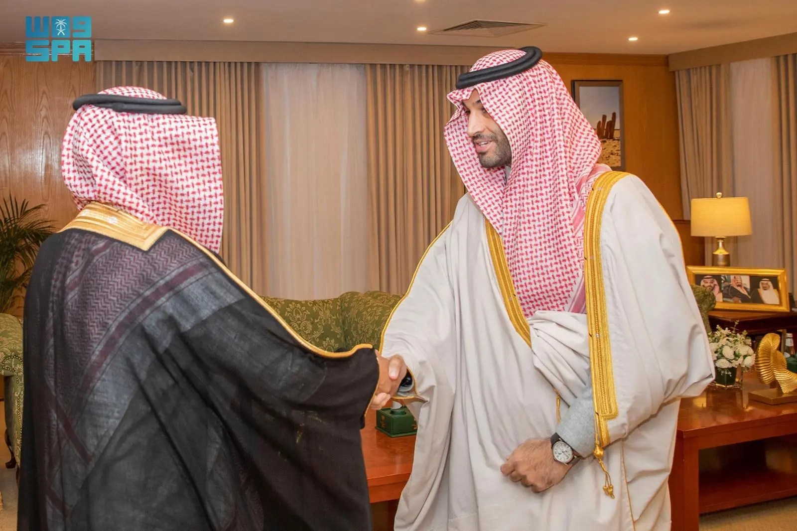 نائب أمير منطقة الجوف يطّلع على سير العمل بفرع ديوان المحاسبة بالمنطقة