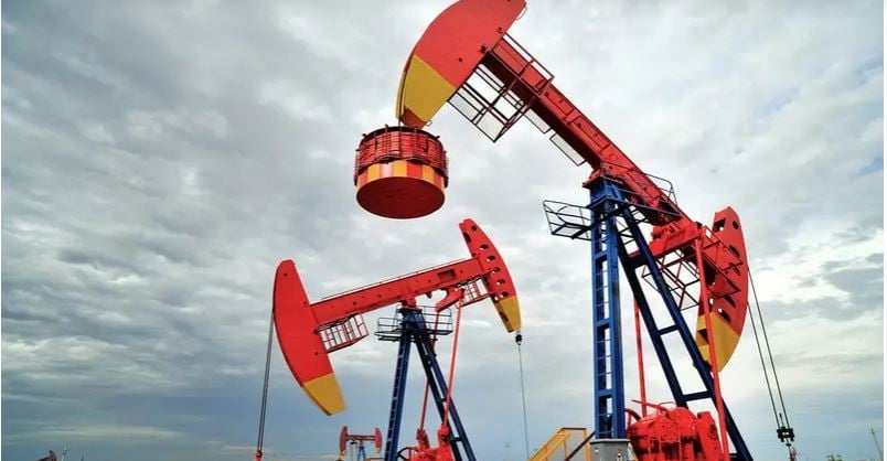 ارتفاع أسعار النفط مع تراجع المخاوف من فائض المعروض