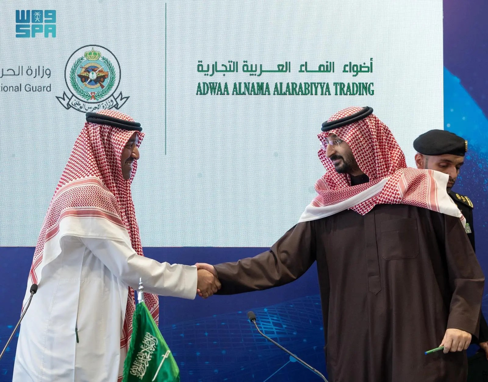 وزير الحرس الوطني يوقّع عددًا من العقود ومذكرات التفاهم في معرض الدفاع العالمي 2024