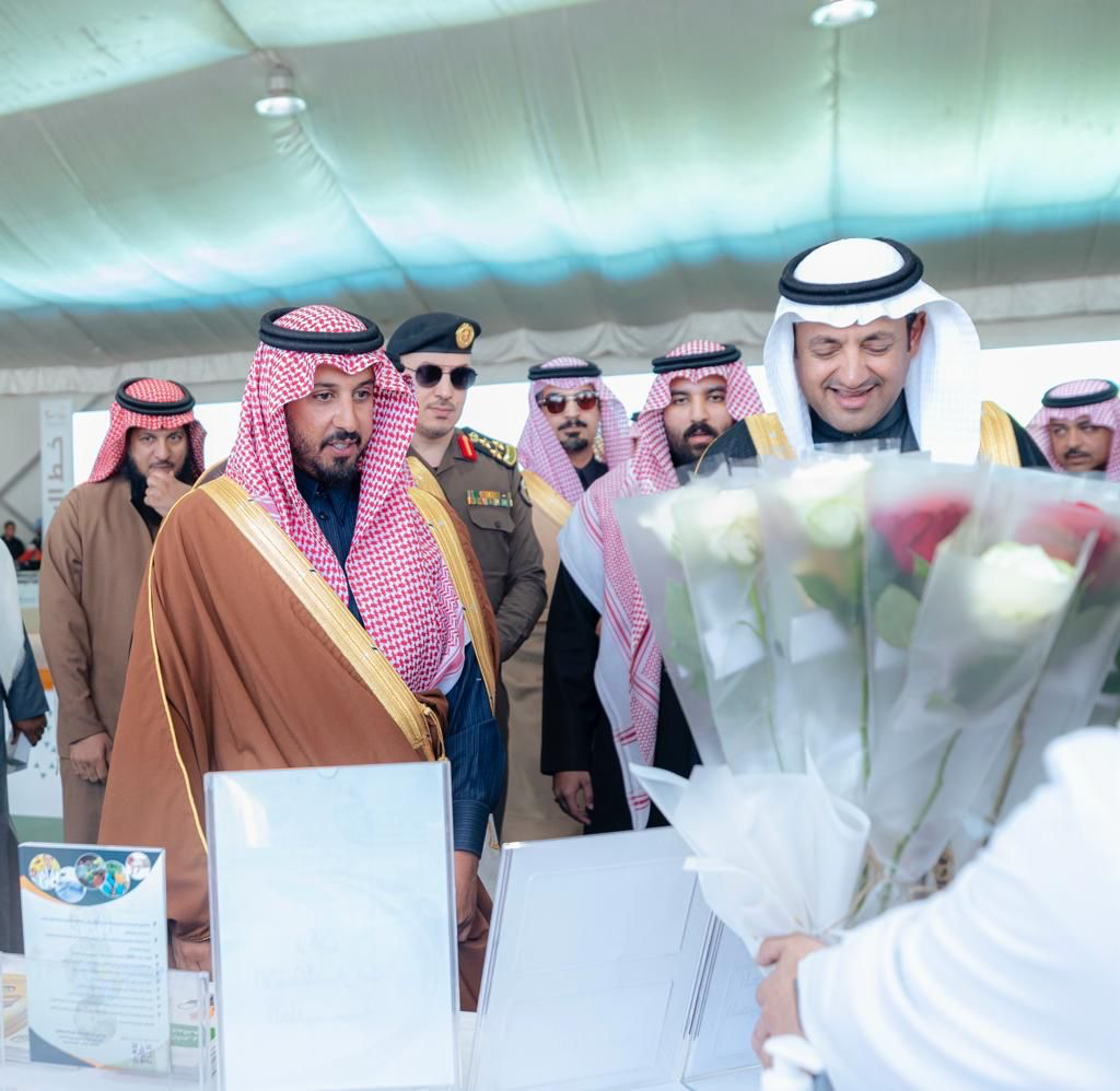 محافظ الخرج يرعى ختام مسابقة الخرج للصقور‬