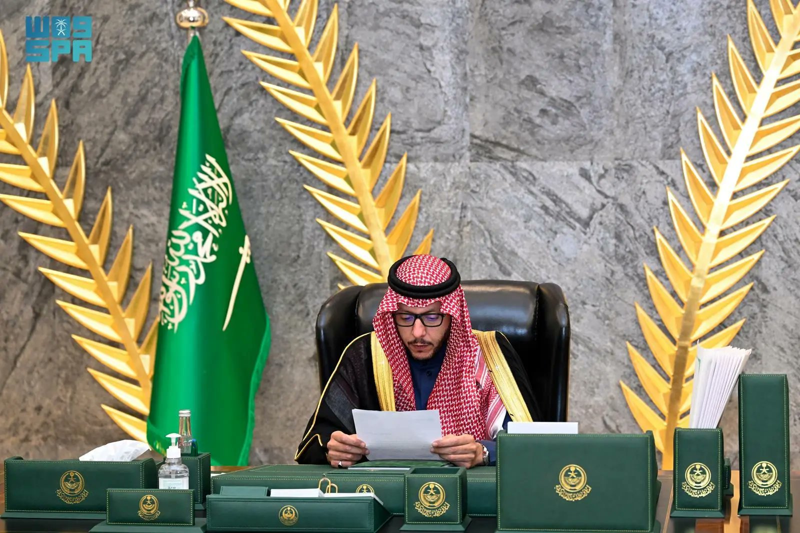 محافظ الطائف يلتقي رئيس غرفة المحافظة