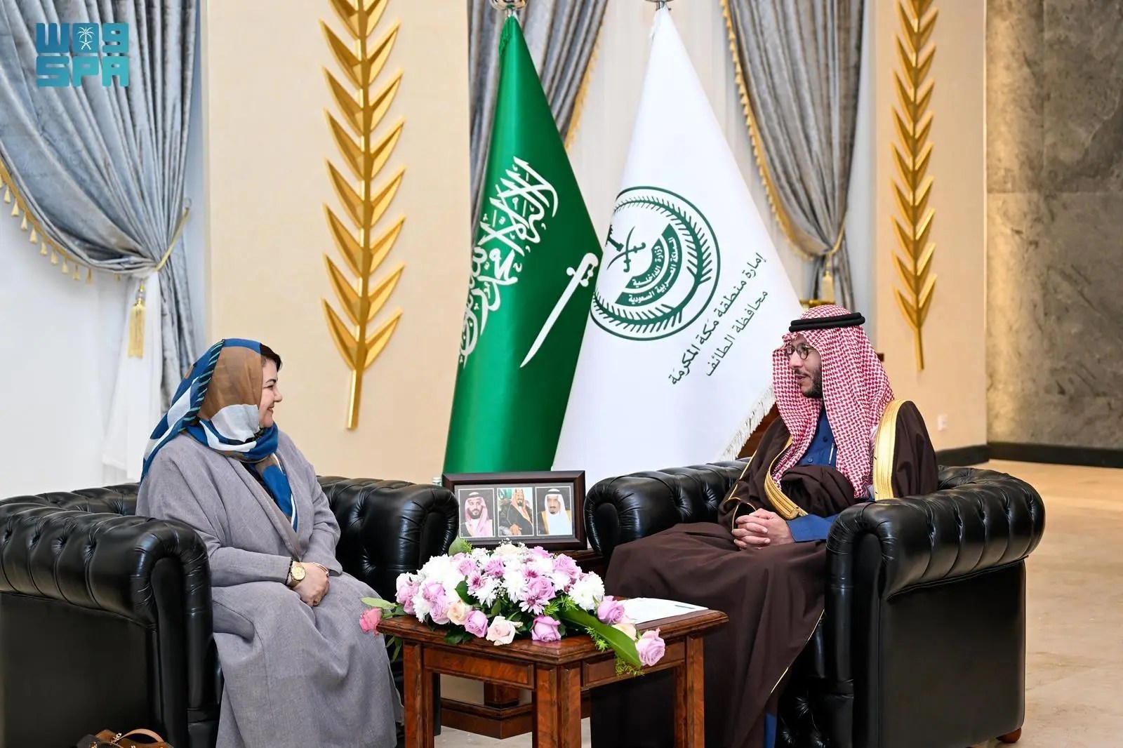 محافظ الطائف يلتقي عددًا من مسؤولي منظمة الصحة العالمية